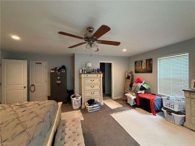 1124 Myrtle ST, Suffolk, VA 23434