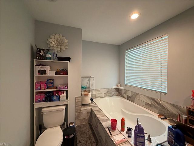 1124 Myrtle ST, Suffolk, VA 23434