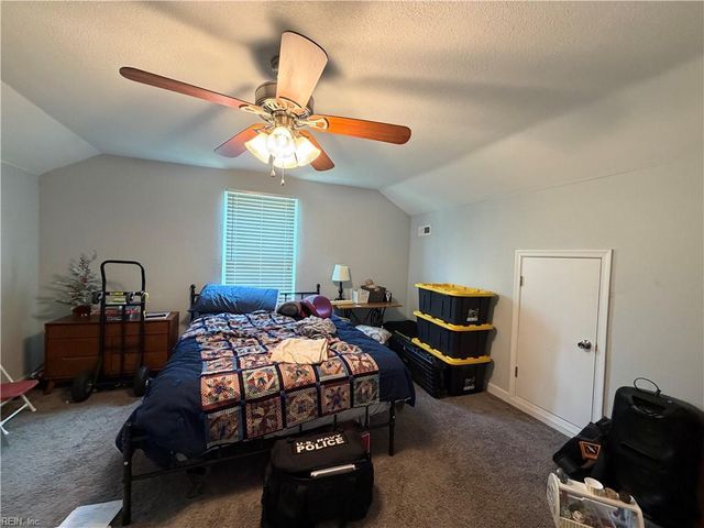 1124 Myrtle ST, Suffolk, VA 23434