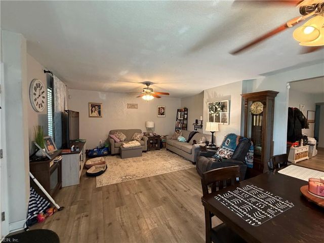 1124 Myrtle ST, Suffolk, VA 23434