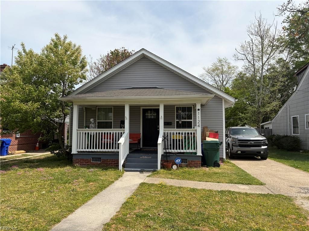 1124 Myrtle ST, Suffolk, VA 23434