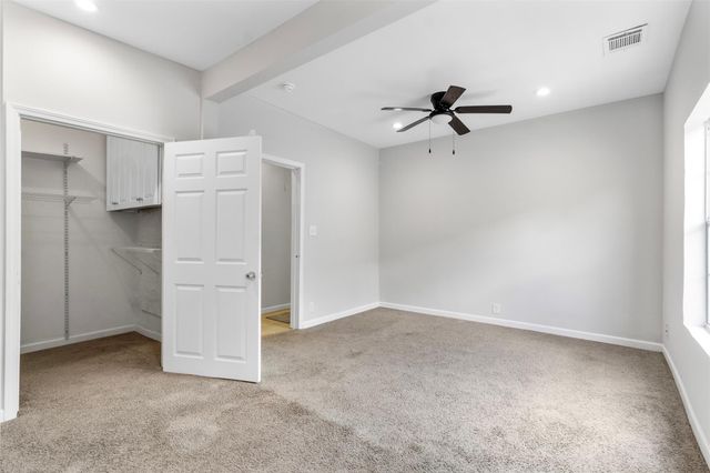 405 Medina Street B, Houston, TX 77012