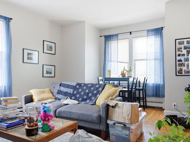 33 Opper Street, Providence, RI 02904