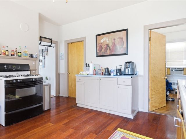33 Opper Street, Providence, RI 02904