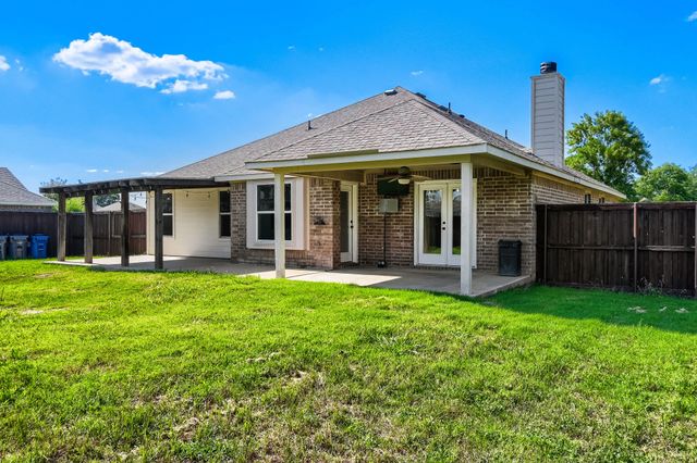 910 W Bois D Arc Street, Celina, TX 75009
