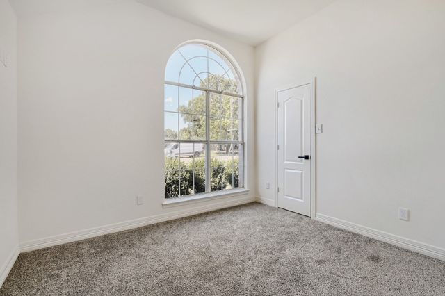 910 W Bois D Arc Street, Celina, TX 75009