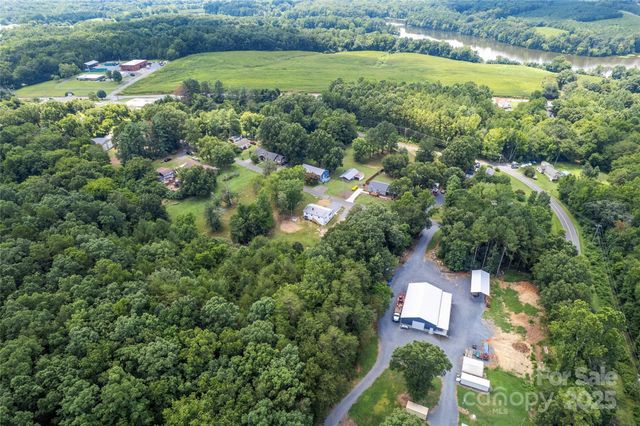 1034 Patton Avenue, Albemarle, NC 28001