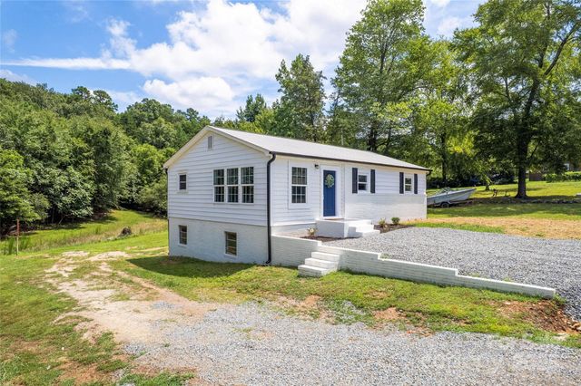 1034 Patton Avenue, Albemarle, NC 28001