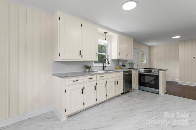 1034 Patton Avenue, Albemarle, NC 28001
