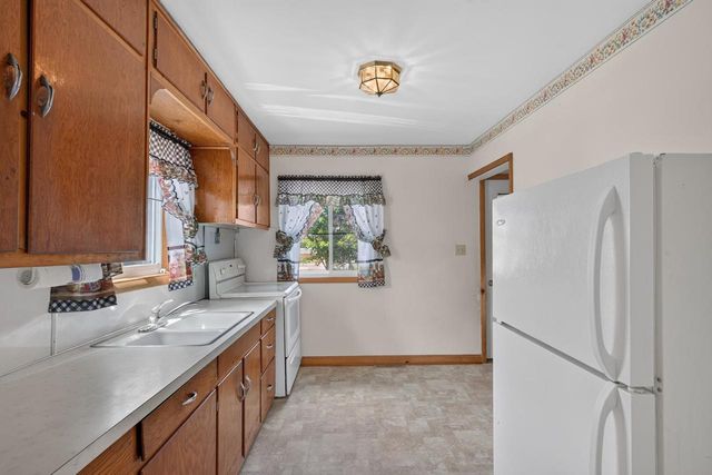 2141 FRANKLIN STREET, Wisconsin Rapids, WI 54494