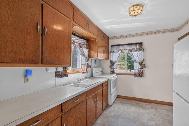2141 FRANKLIN STREET, Wisconsin Rapids, WI 54494
