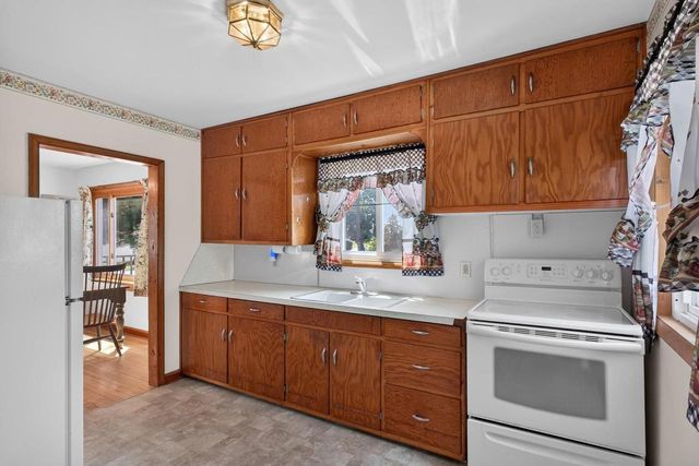2141 FRANKLIN STREET, Wisconsin Rapids, WI 54494