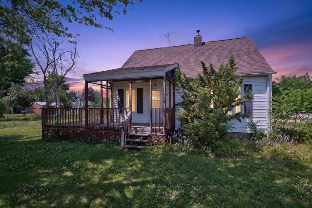 2141 FRANKLIN STREET, Wisconsin Rapids, WI 54494