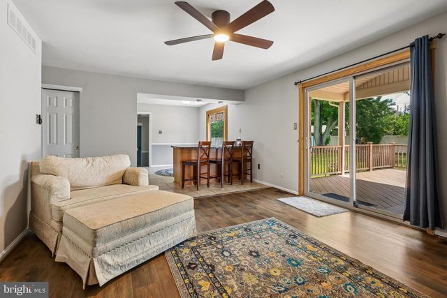 26 CONSTITUTION RD, Sewell, NJ 08080