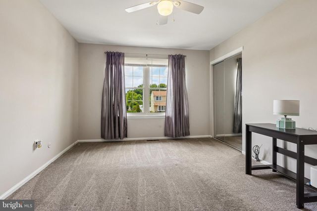26 CONSTITUTION RD, Sewell, NJ 08080