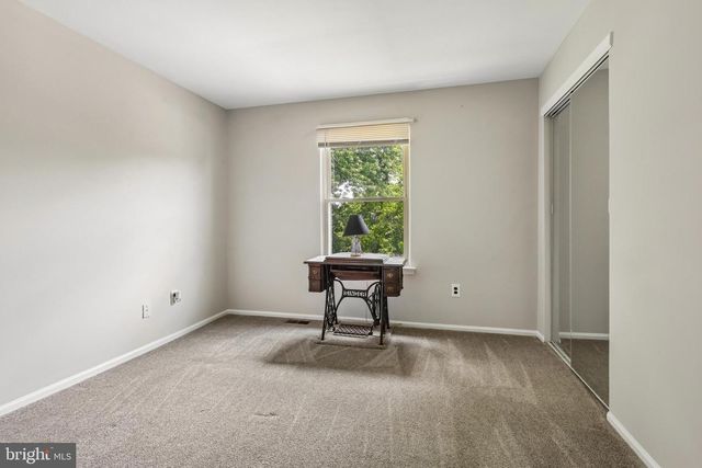 26 CONSTITUTION RD, Sewell, NJ 08080