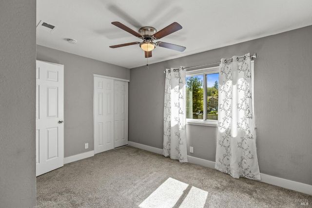 3482 Shelter Creek Dr, Napa, CA 94558