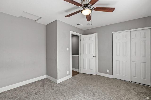 3482 Shelter Creek Dr, Napa, CA 94558