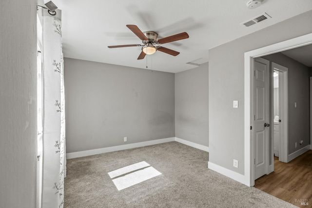 3482 Shelter Creek Dr, Napa, CA 94558