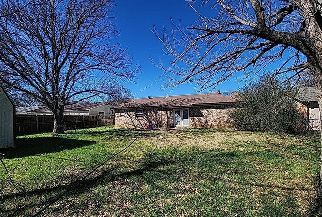 409 Nathan Street, Burleson, TX 76028