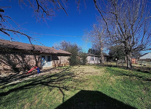 409 Nathan Street, Burleson, TX 76028