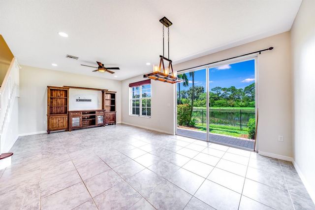 4543 Tara Cove Way, West Palm Beach, FL 33417