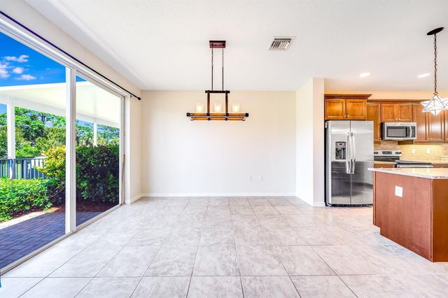 4543 Tara Cove Way, West Palm Beach, FL 33417