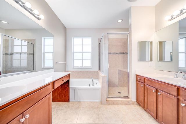 4543 Tara Cove Way, West Palm Beach, FL 33417