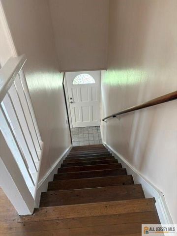 329 Leon Avenue, Perth Amboy, NJ 08861