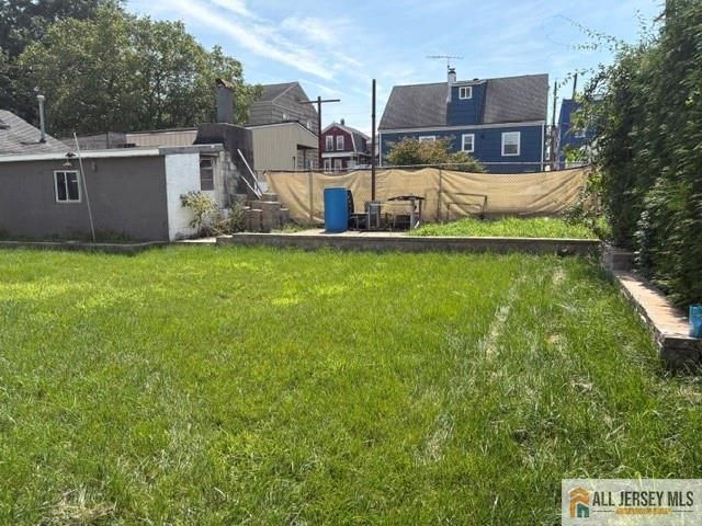 329 Leon Avenue, Perth Amboy, NJ 08861