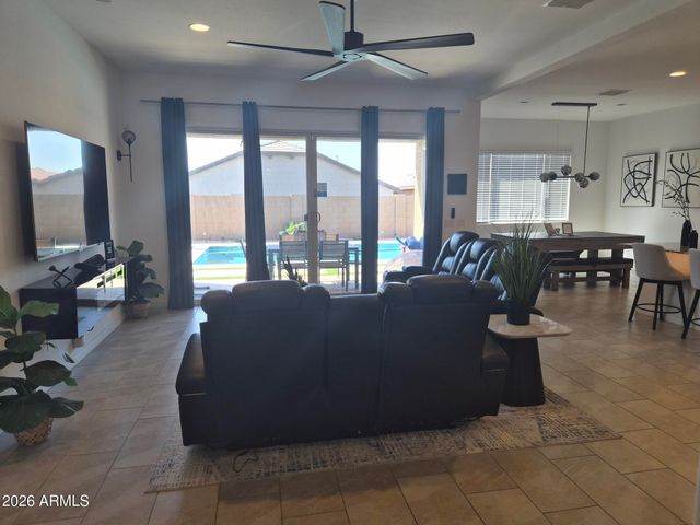 9337 W SELLS Drive, Phoenix, AZ 85037