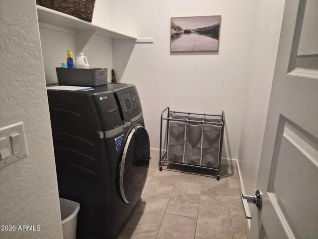 9337 W SELLS Drive, Phoenix, AZ 85037