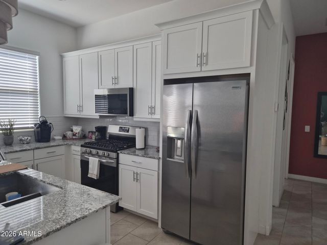 9337 W SELLS Drive, Phoenix, AZ 85037