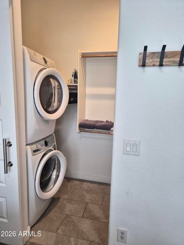 9337 W SELLS Drive, Phoenix, AZ 85037