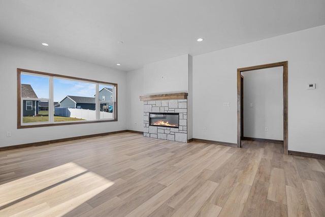 2518 TIPPERARY TRAIL, De Pere, WI 54115