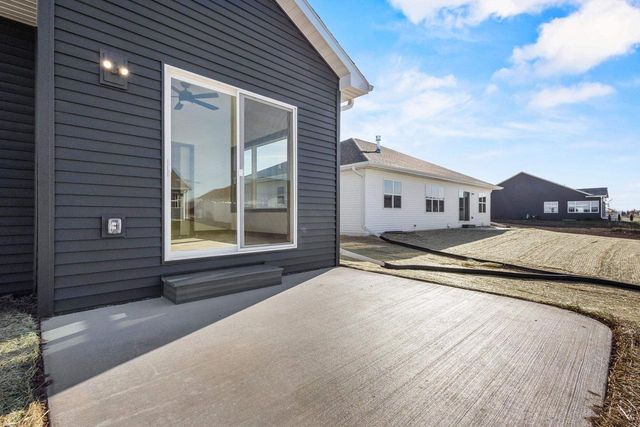 2518 TIPPERARY TRAIL, De Pere, WI 54115