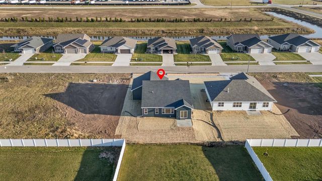 2518 TIPPERARY TRAIL, De Pere, WI 54115