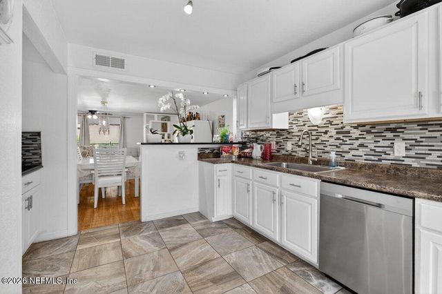 8880 OLD KINGS Road S 34, Jacksonville, FL 32257