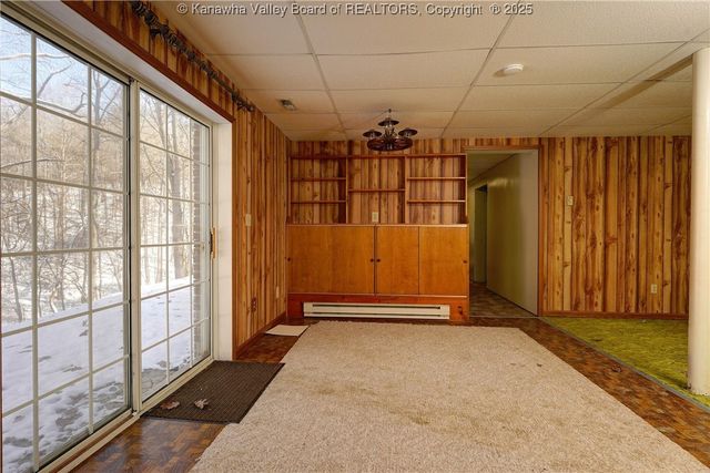 2677 Bills Creek Road, Winfield, WV 25213