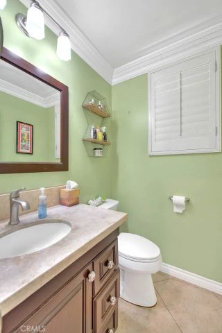 1855 N Ambrosia Avenue, Upland, CA 91784