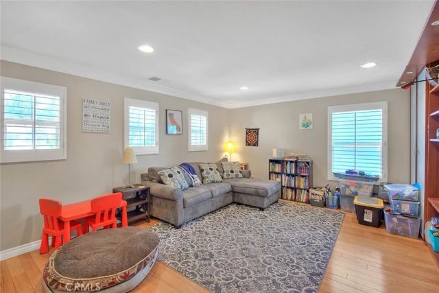 1855 N Ambrosia Avenue, Upland, CA 91784