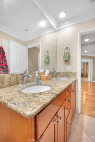 1855 N Ambrosia Avenue, Upland, CA 91784