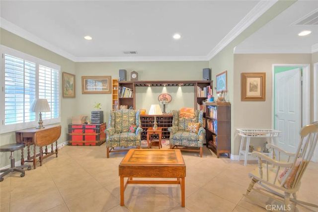 1855 N Ambrosia Avenue, Upland, CA 91784
