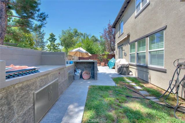 1855 N Ambrosia Avenue, Upland, CA 91784