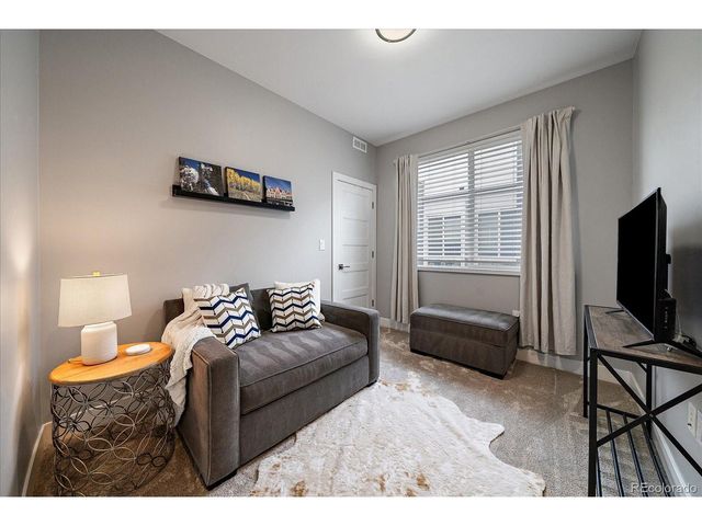 3314 S Washington St, Englewood, CO 80113
