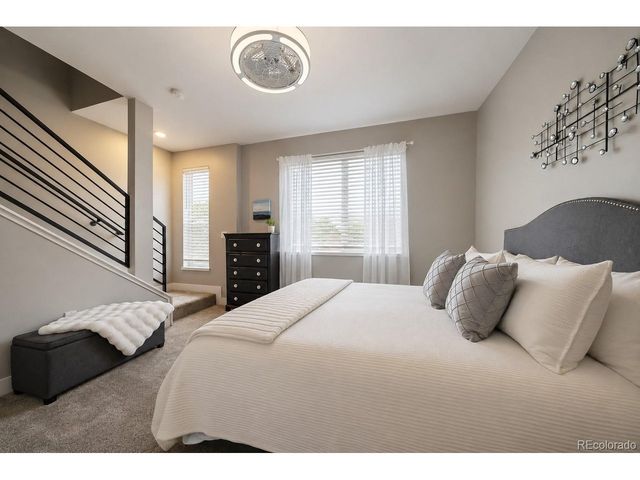3314 S Washington St, Englewood, CO 80113