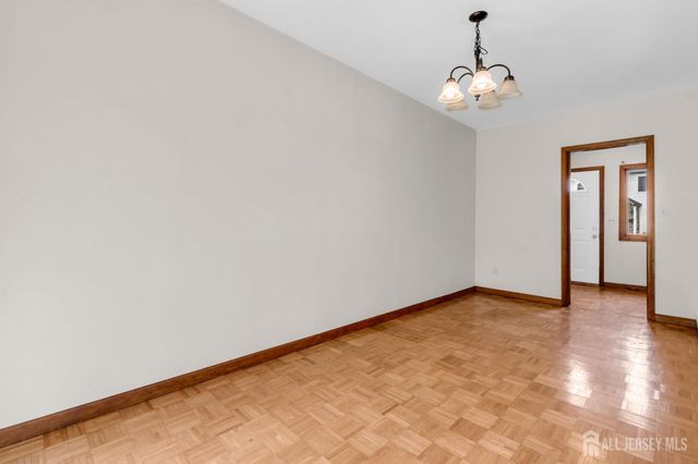 13 Burnham Road, East Brunswick, NJ 08816