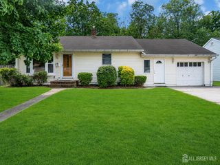 13 Burnham Road, East Brunswick, NJ 08816