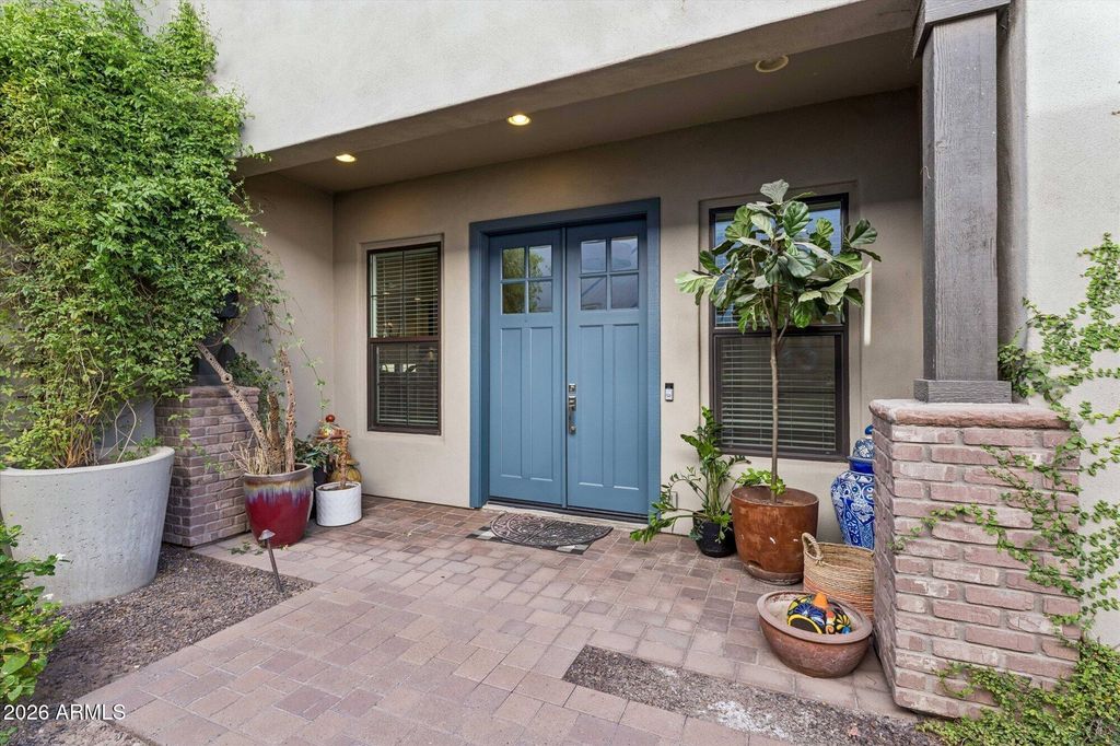 3829 E CRITTENDEN Lane, Phoenix, AZ 85018 — photo 4