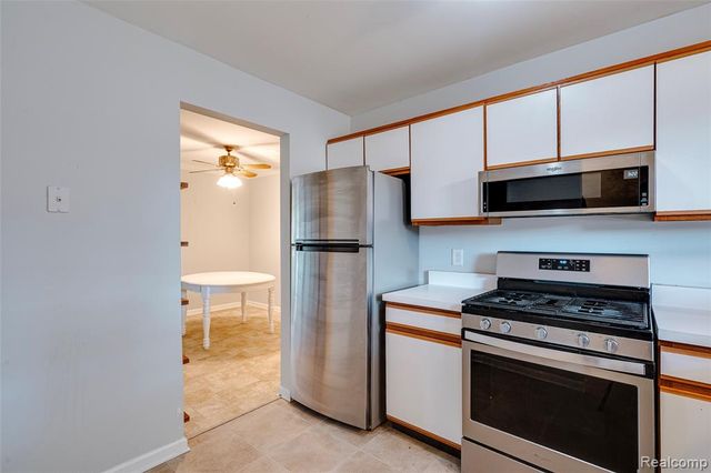 42481 Lilley Pointe Drive, Canton, MI 48187